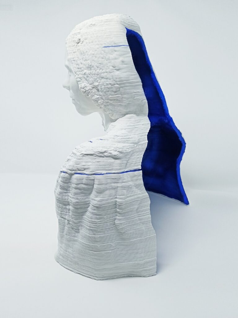 Busto femenino a BMW por parte de Dimitri Danilof en BCN 3D CERAMICS.