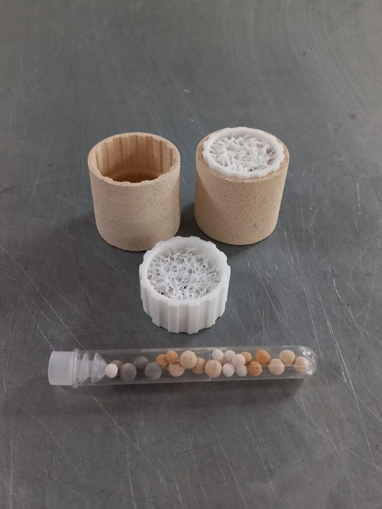 Proyecto filtro Microplásticos, diseño por Martí Baltà en BCN 3D CERAMICS.